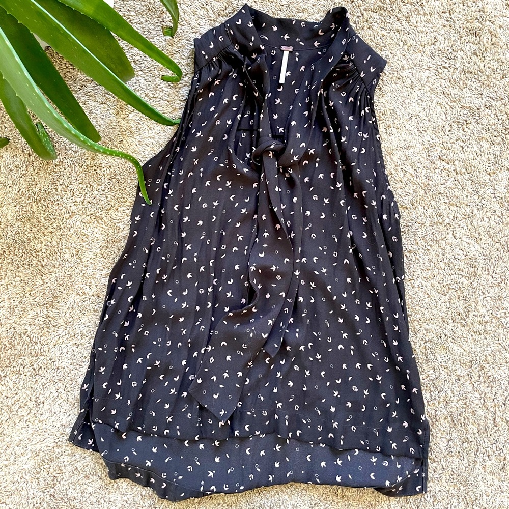 Free People Women’s Sleeveless Top